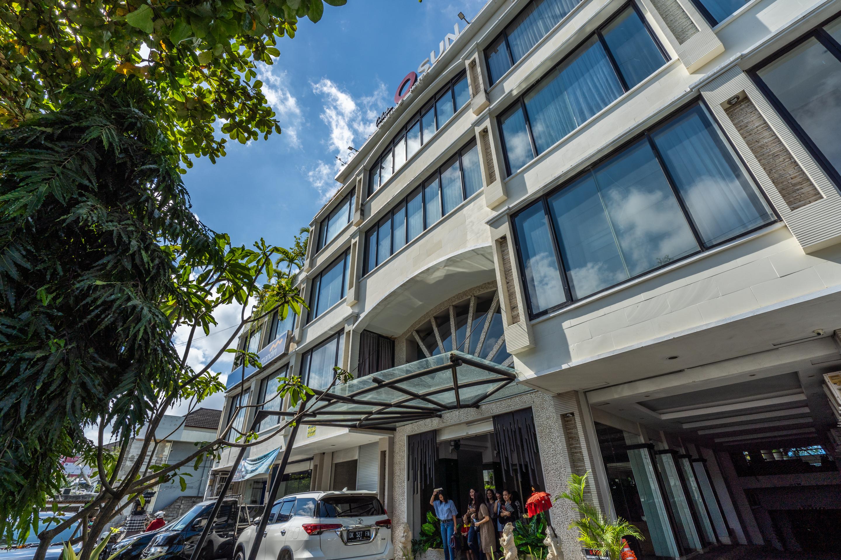 Sun Boutique Hotel Kuta  Ngoại thất bức ảnh