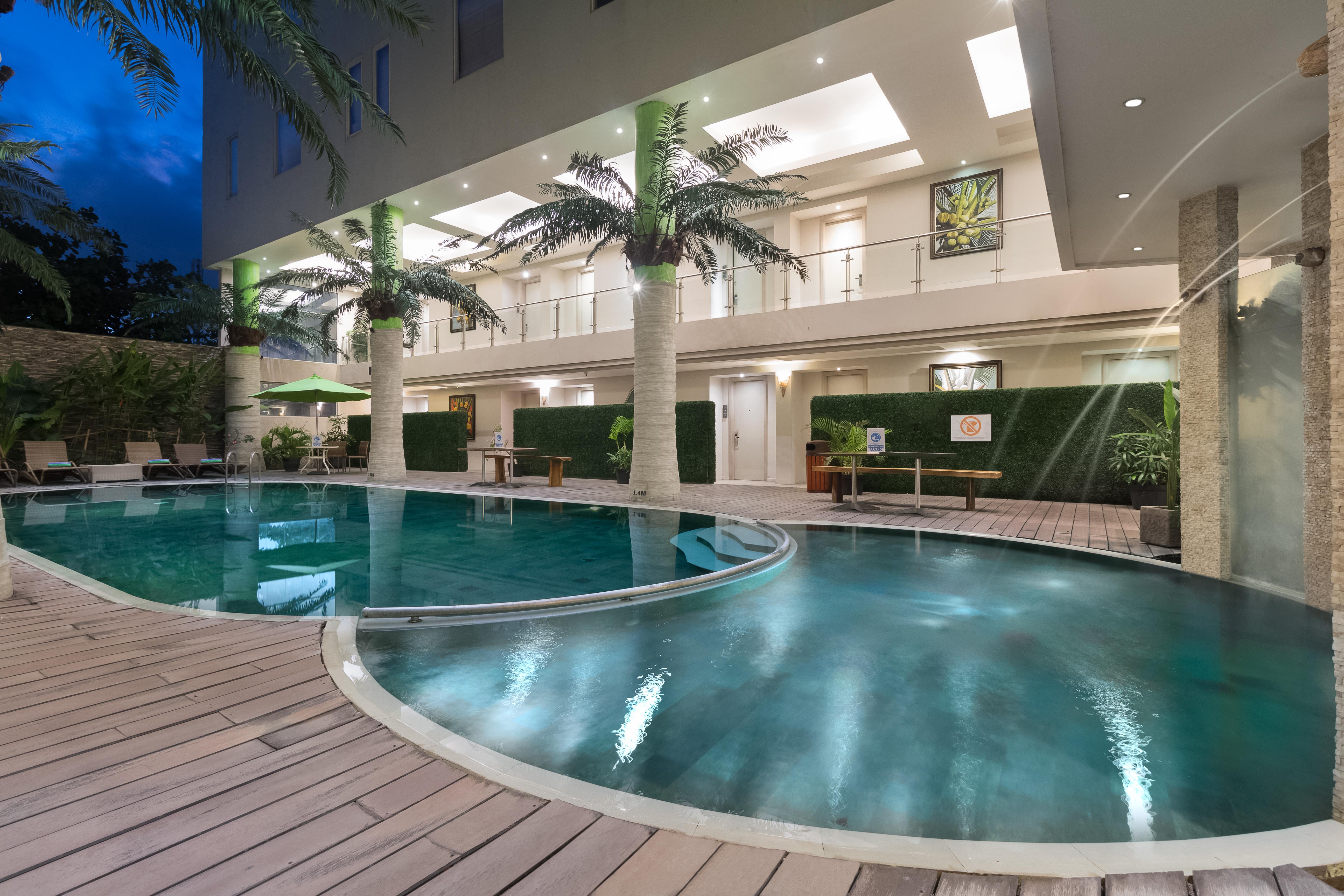 Sun Boutique Hotel Kuta  Ngoại thất bức ảnh