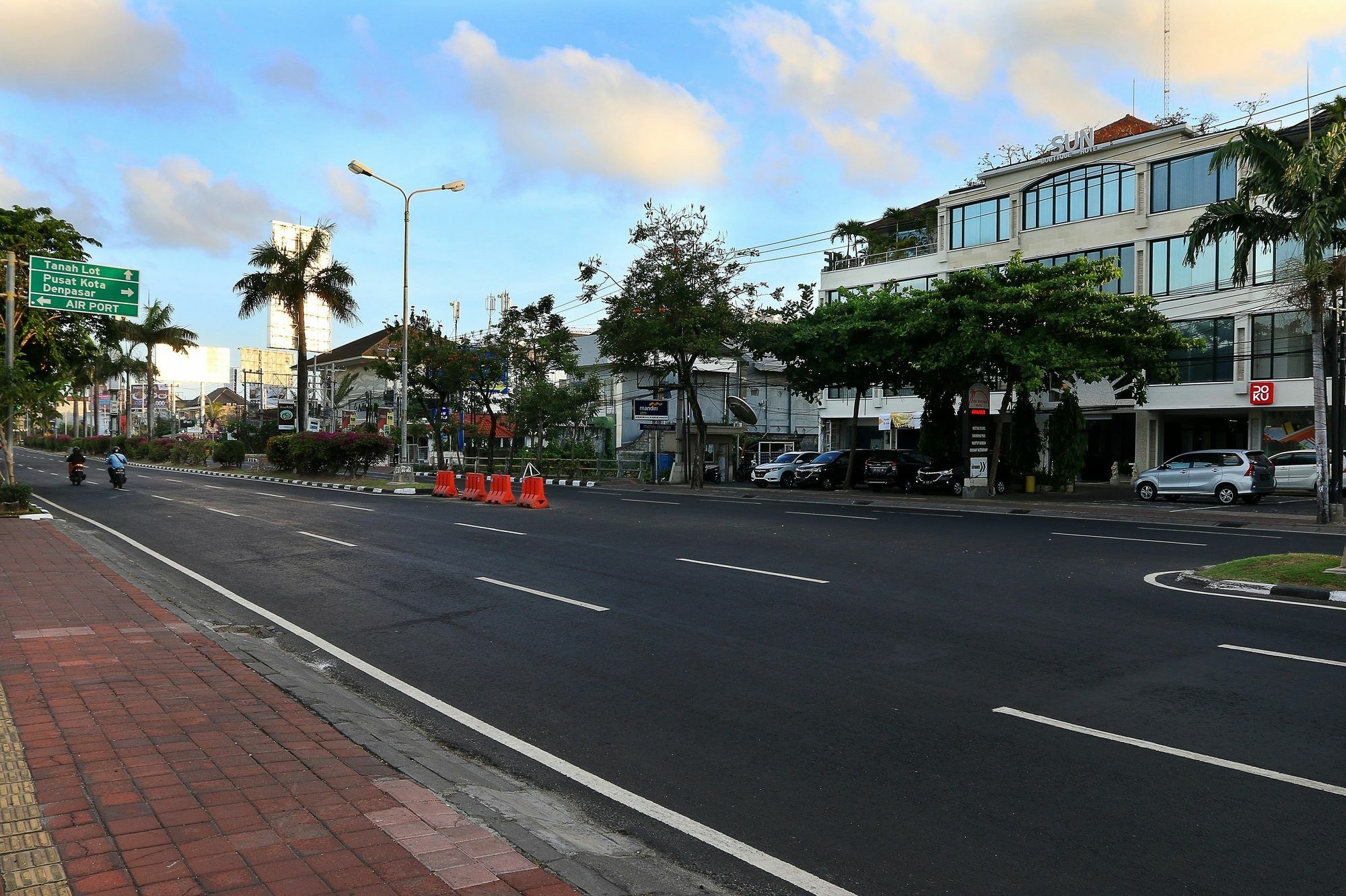 Sun Boutique Hotel Kuta  Ngoại thất bức ảnh